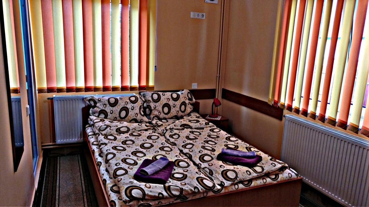 Picnic Panzio Bed and Breakfast Lunca de Sus Buitenkant foto