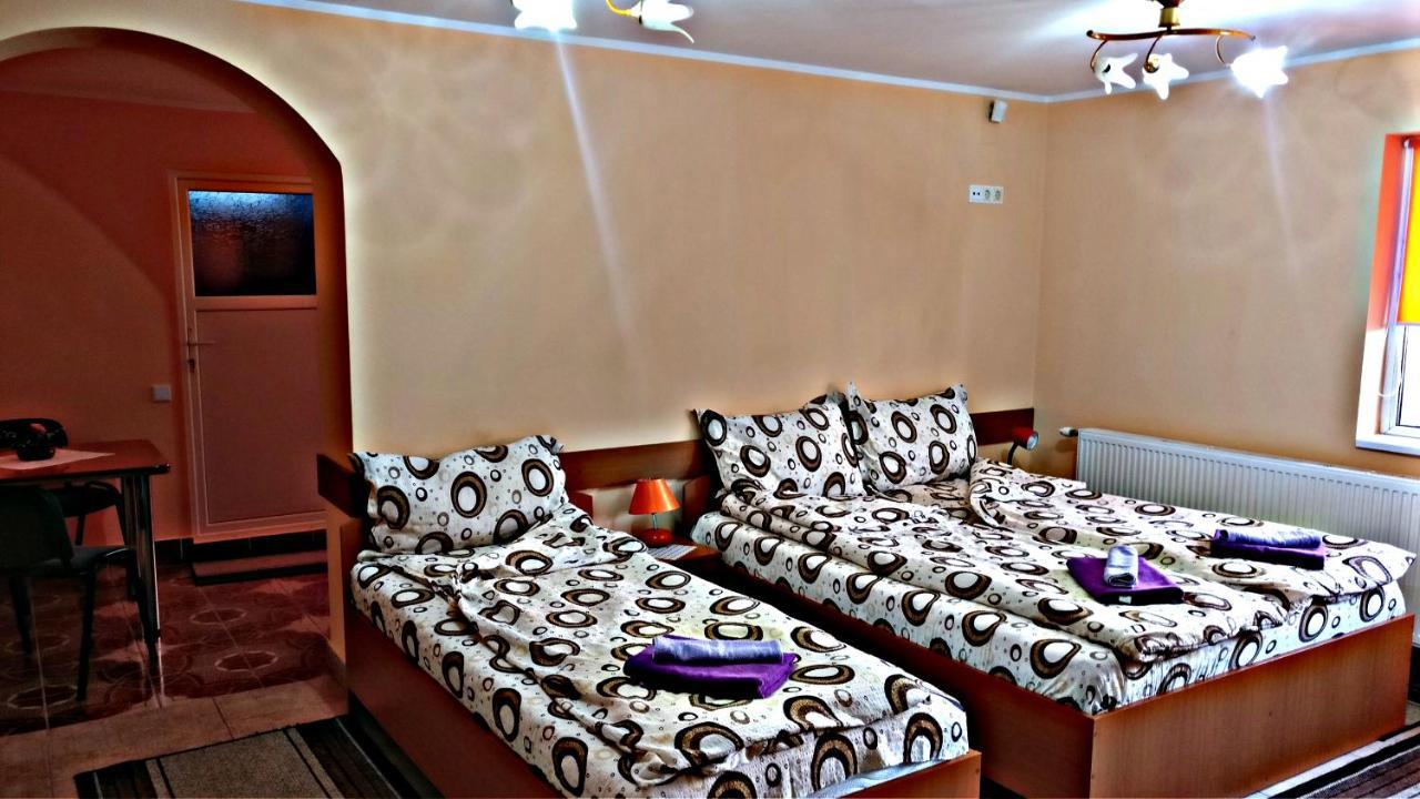 Picnic Panzio Bed and Breakfast Lunca de Sus Buitenkant foto